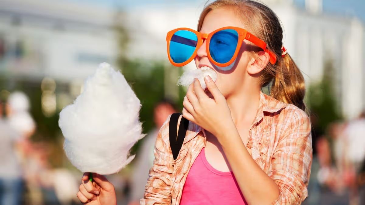 cotton candy and candy floss